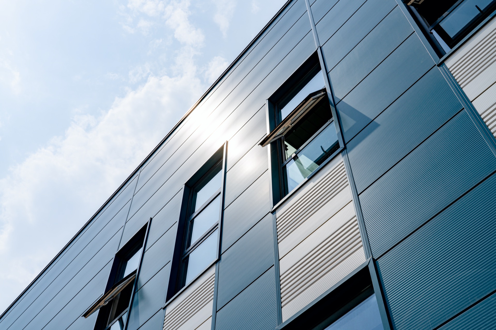 未來已來!裝配式建筑產(chǎn)業(yè)園推動建筑業(yè)轉(zhuǎn)型升級(圖1) 未來已來!裝配式建筑產(chǎn)業(yè)園推動建筑業(yè)轉(zhuǎn)型升級(圖1)