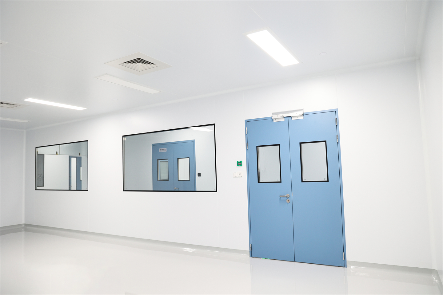 萬事達潔凈圍護系統(tǒng)丨賦能先進制造業(yè),引領(lǐng)行業(yè)創(chuàng)新變革(圖6) 萬事達潔凈圍護系統(tǒng)丨賦能先進制造業(yè),引領(lǐng)行業(yè)創(chuàng)新變革(圖6)