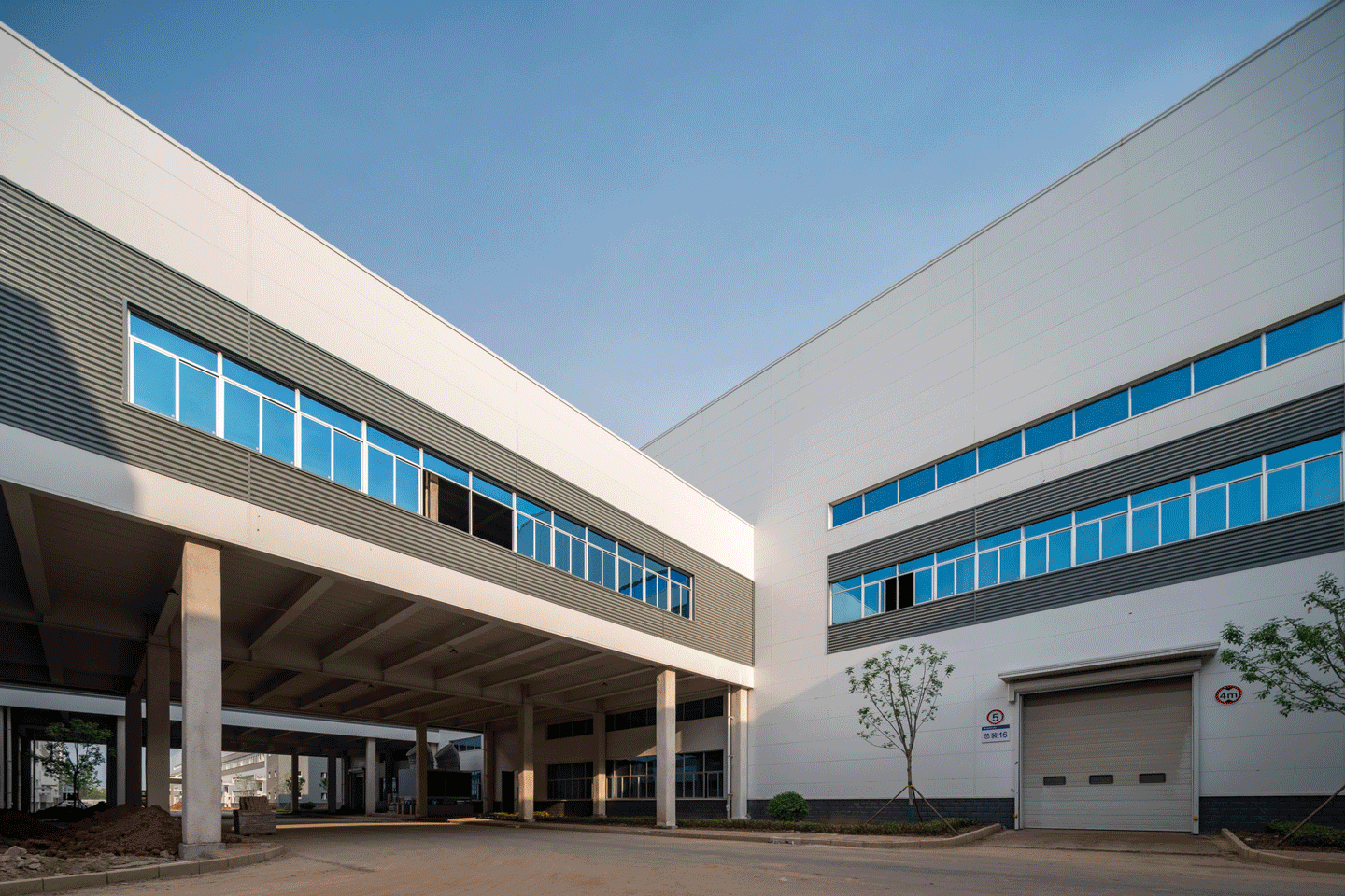 綠色建材與智能制造,萬(wàn)事達(dá)助推格力電器打造可持續(xù)工廠(圖9) 綠色建材與智能制造,萬(wàn)事達(dá)助推格力電器打造可持續(xù)工廠(圖9)