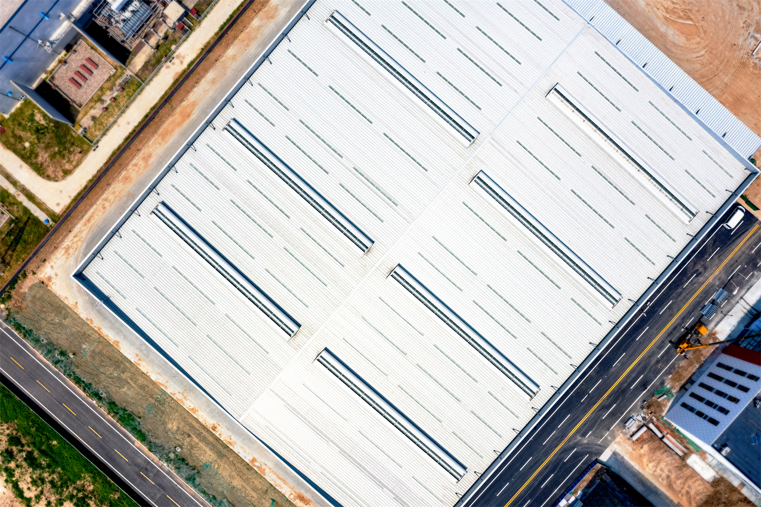 功能與美觀并重,綠色建材助力物流中心建設(shè)(圖7) 功能與美觀并重,綠色建材助力物流中心建設(shè)(圖7)