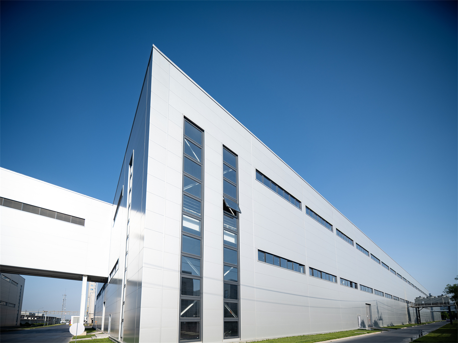 工業上樓與立體庫協同增效,華興寵物開啟“新高度”(圖9) 工業上樓與立體庫協同增效,華興寵物開啟“新高度”(圖9)